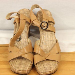 Bisou Bisou Tan Leather Cork Wedges 8M